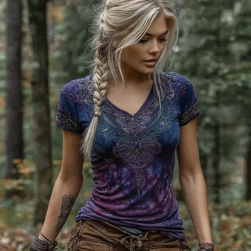 Women's Vintage Gradient Viking Celtic Knot Embroidered Art T-shirt elevenforest