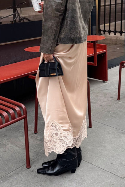 Lace Trim a Line Skirt