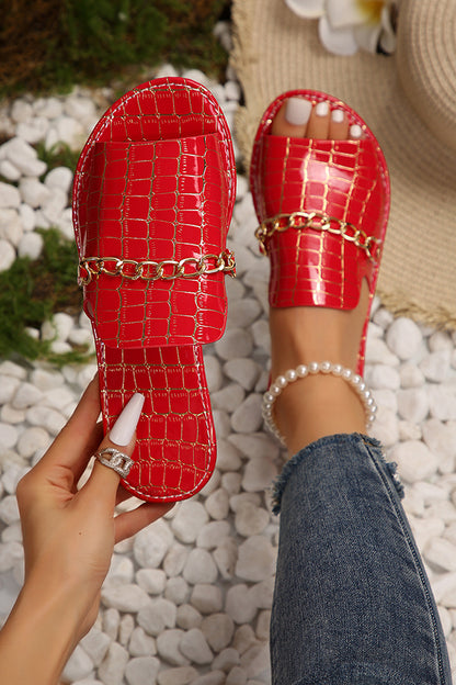 Flat Beach Sandals With Chain Accessories