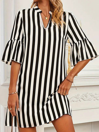 A-line Flared Sleeves Contrast Color Pleated Split-joint Striped V-neck Mini Dresses