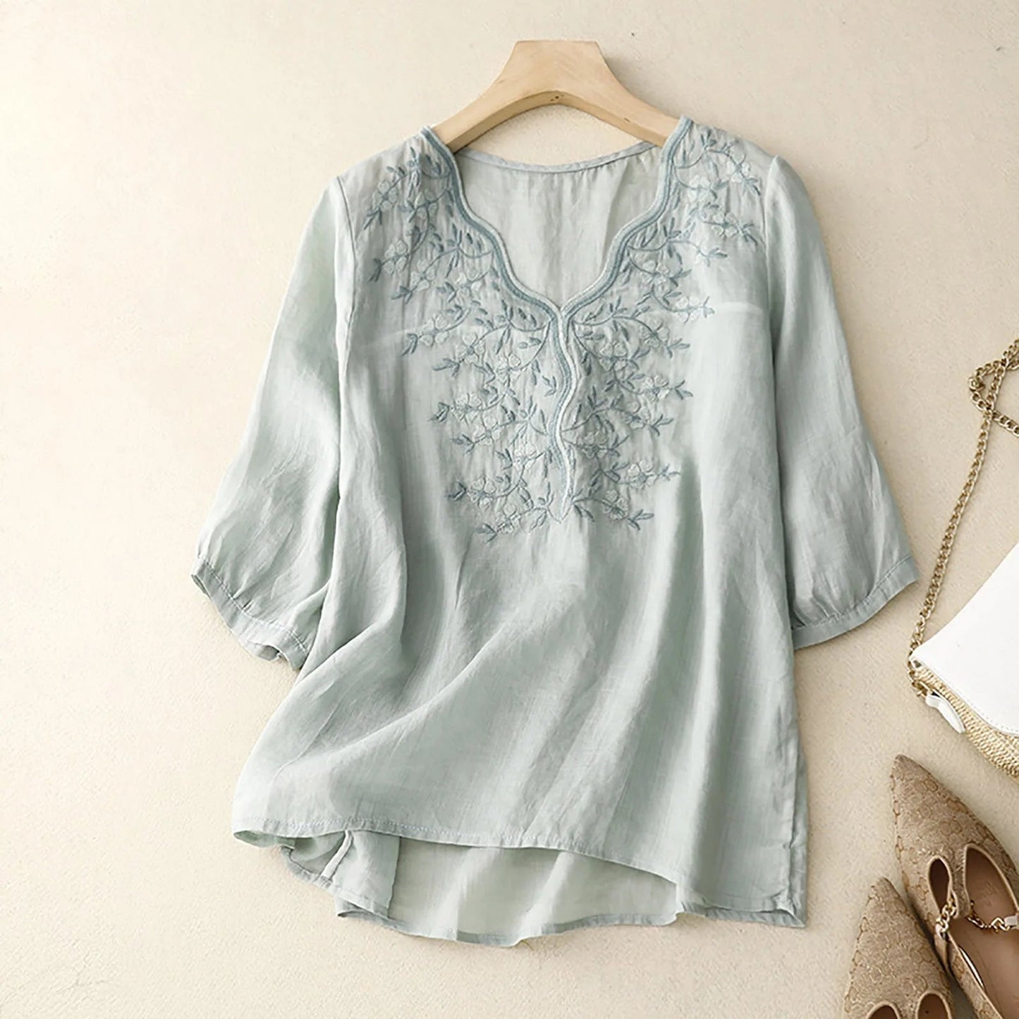 Featherlight Blouse™ — Embrace Effortless Elegance and All-day Freedom
