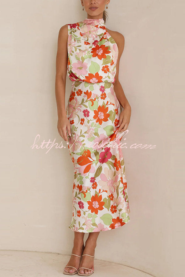 Fascinating Day Halter Neck Elastic Waist Maxi Dress