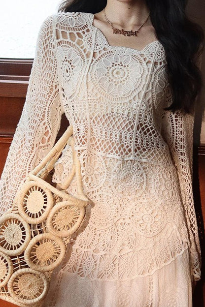 Hollow Lace Crew Neck Knit Blouse