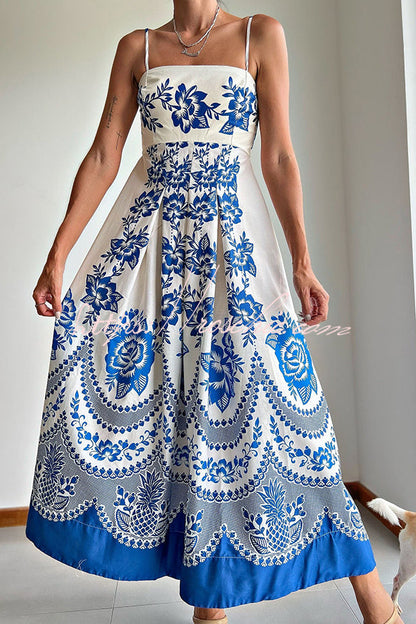 Villa Vacation Print Back Smocked Loose Midi Dress