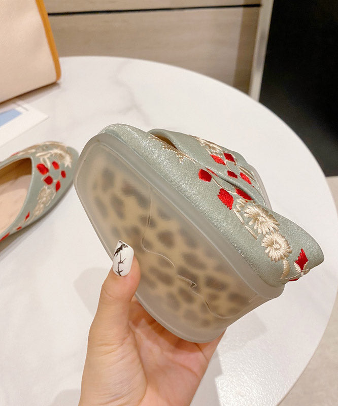 Green Embroider Flower Cotton Fabric Flat Feet Shoes