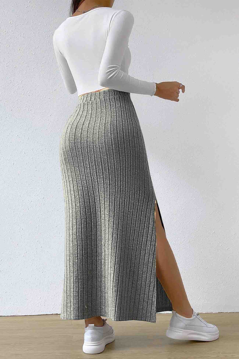 Color Slit Knitted Skirt