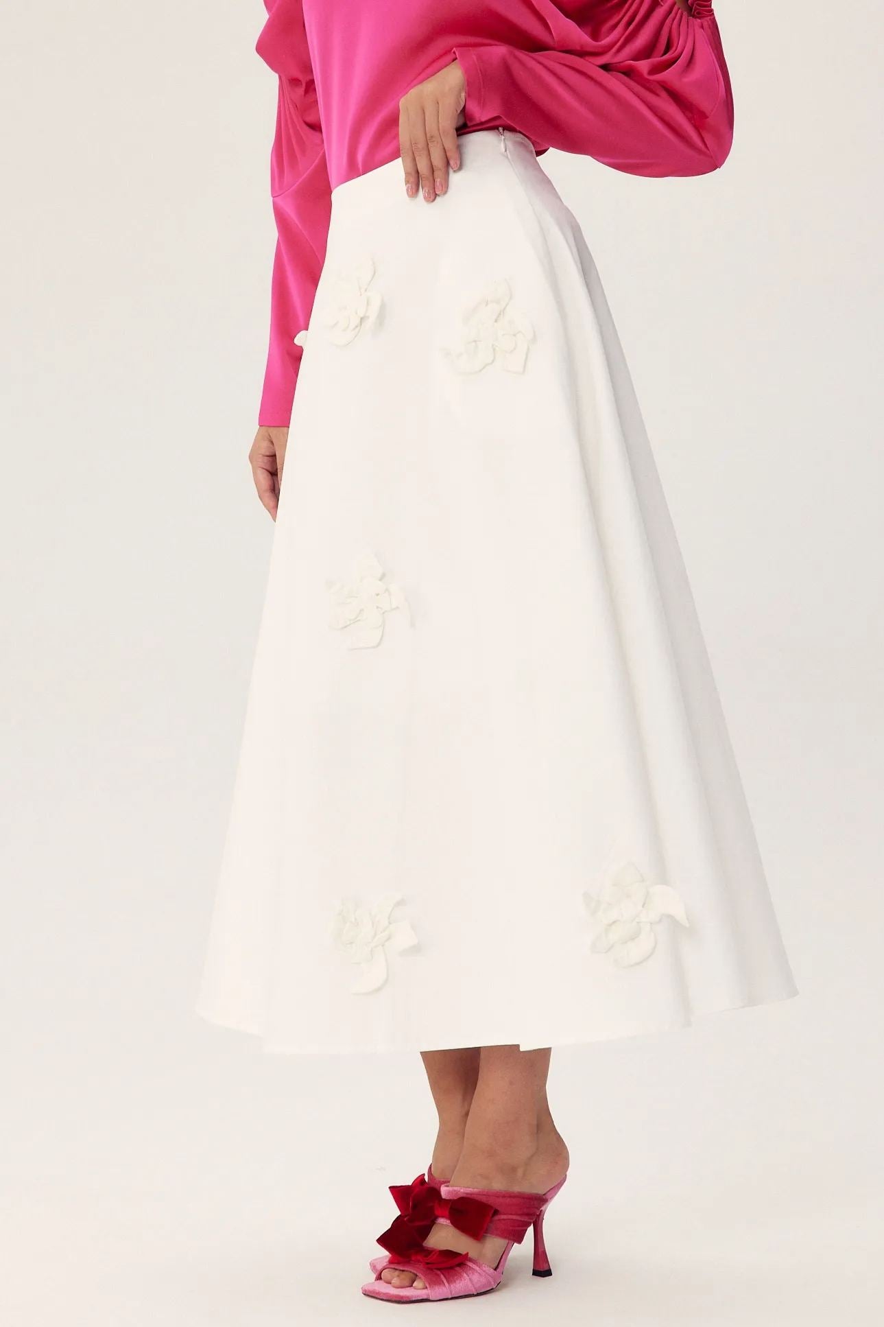 Una Sclupted Flower A-line Midi Skirt