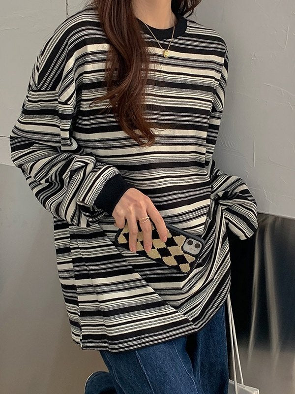 Round Neck Oversized Sweater With Stripes