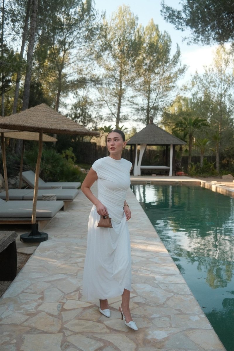 Janet Sleeveless Pleated Maxi Dress