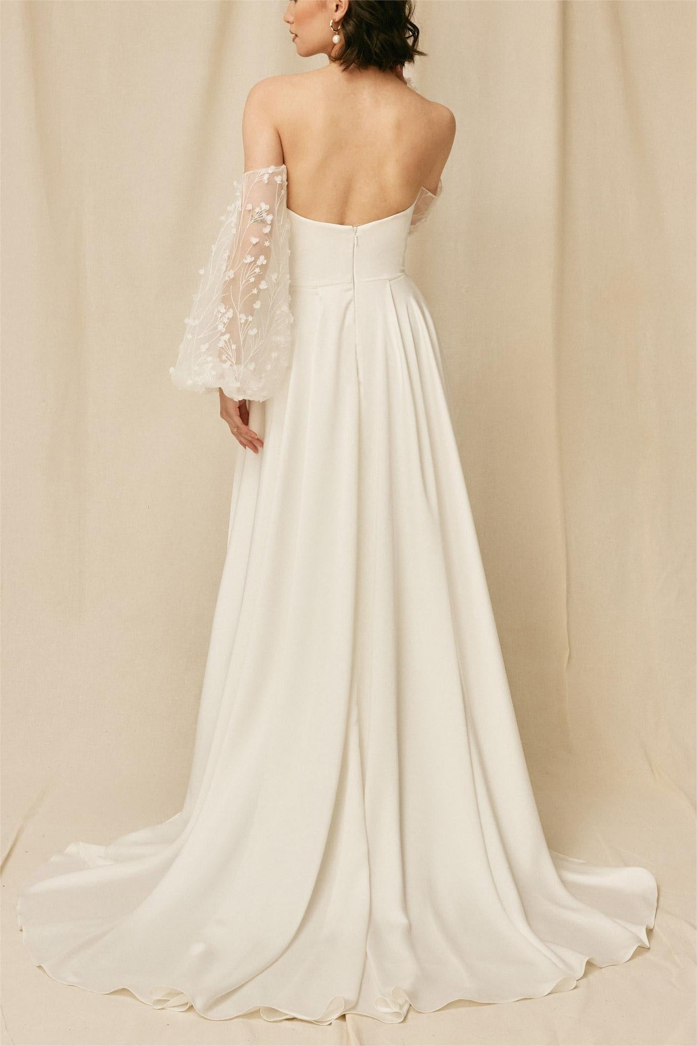 Off-shoulder Lantern Sleeve Split Maxi Dress