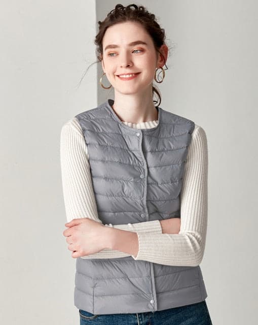 Winter Weightless Round Collar Sleeveless Duck Down Coat
