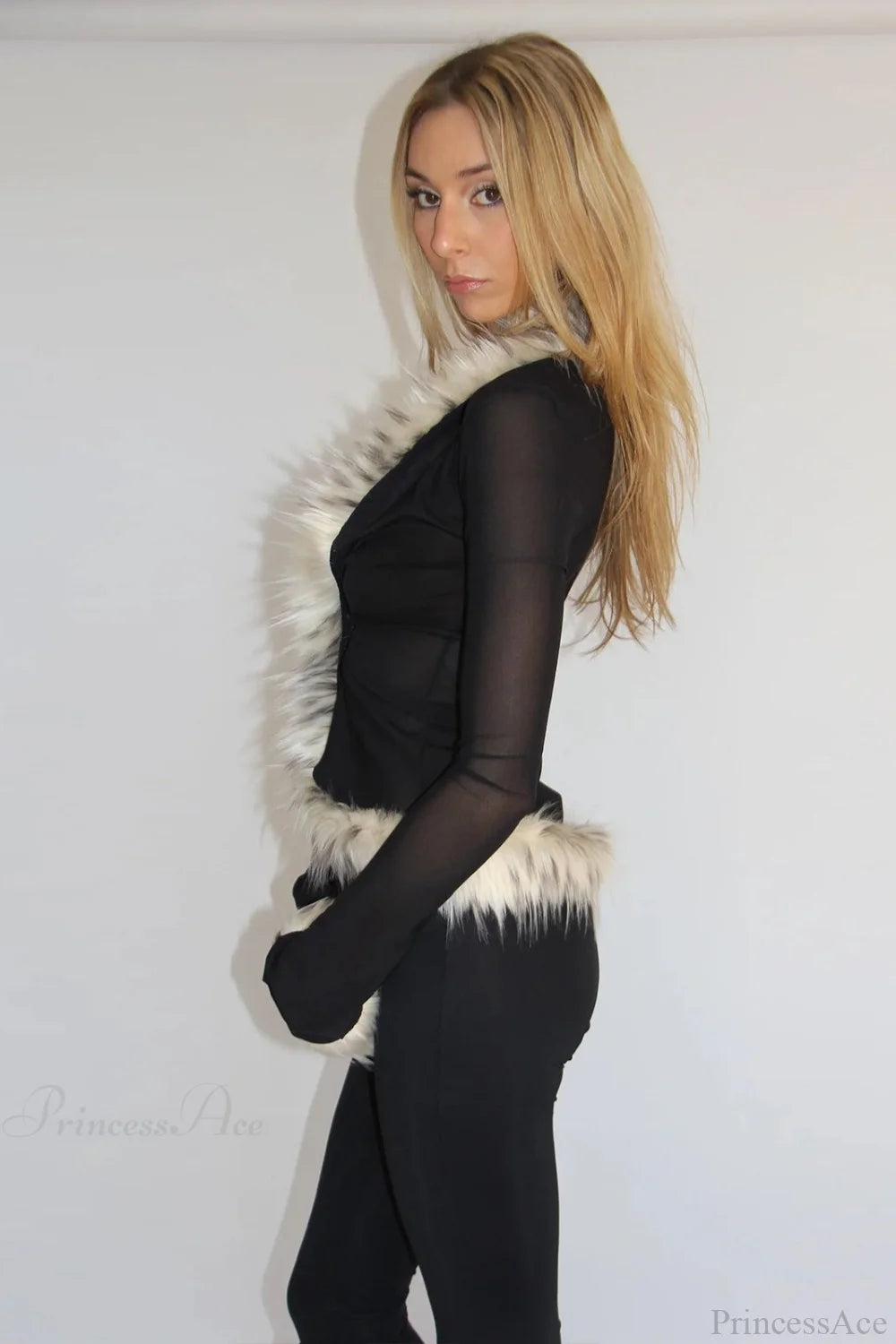 Fur Collar Tulle Panel Cropped Long Sleeve Blouse