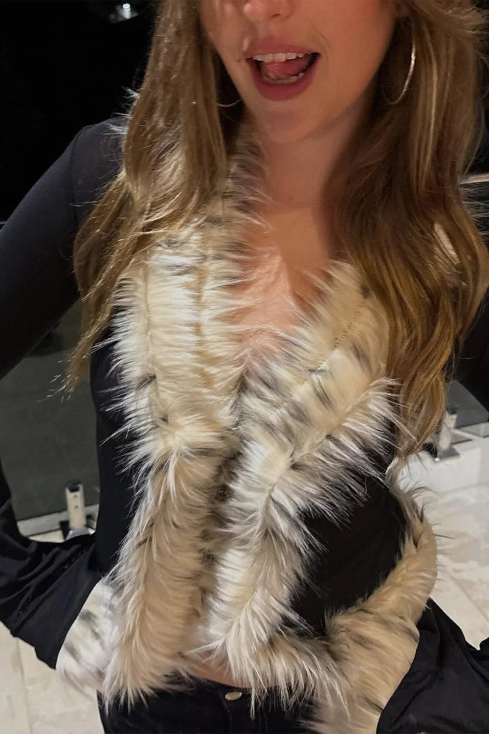 Fur Collar Tulle Panel Cropped Long Sleeve Blouse