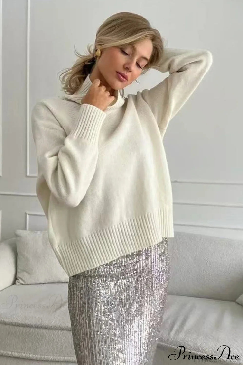 Thick Short Turtleneck Loose Sweater