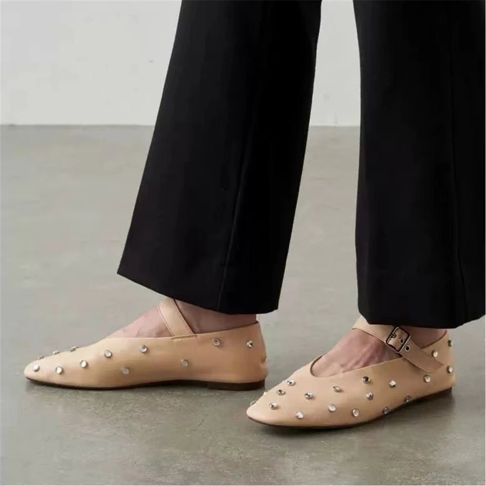 Stylish and Comfortable: Genuine Leather Mary Jane Flats With Rivet Accents and Buckle Detailing