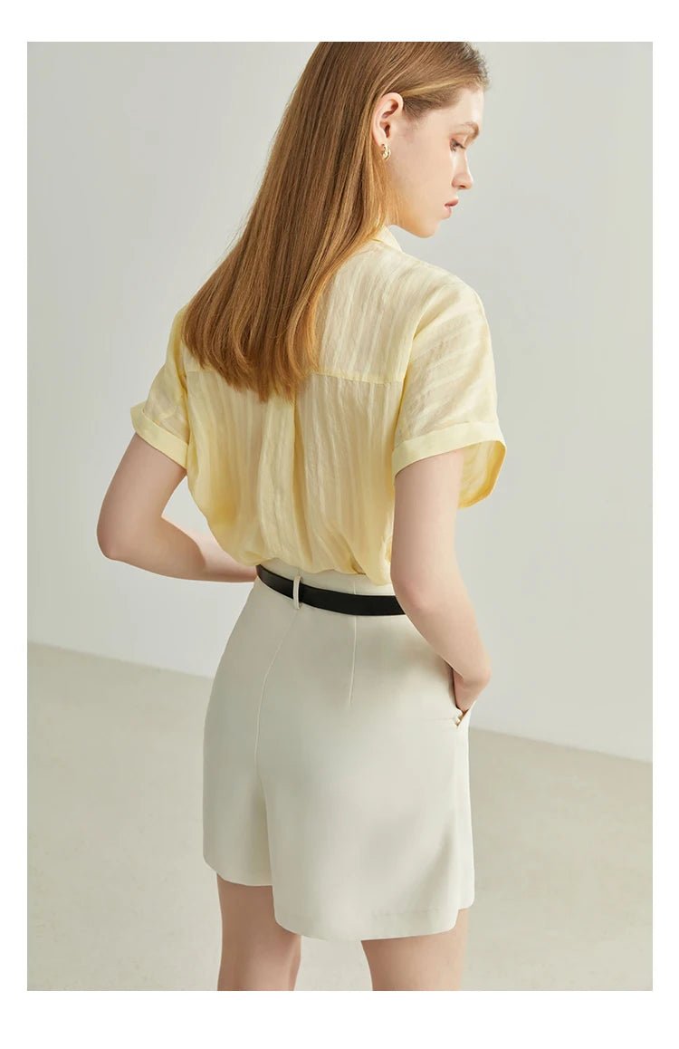 Vestes Novas White High Waist Shorts
