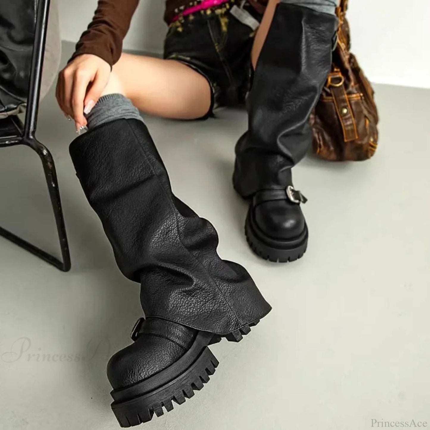 Wasteland Antique Y2k Dark Knee High Motorcycle Boot